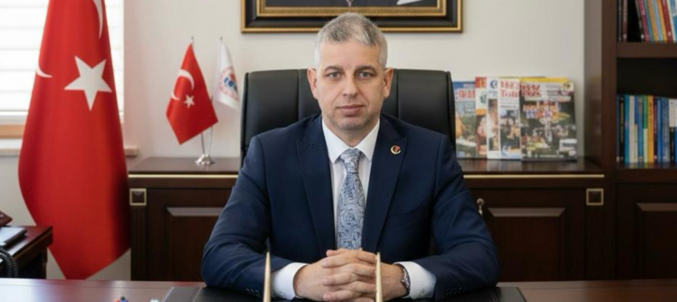 Büyük Birlik Partili Yazıcıoğlu: Gençlerimizi Bağımlılığın Karanlığına Teslim Etmeyeceğiz - GÜNDEM - İnternetin Ajansı