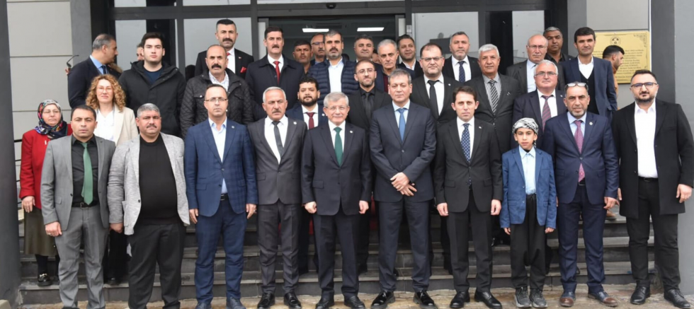 Gelecek Partisi Genel Başkanı Ahmet Davutoğlu Şanlıurfa’da İftar Programına Katıldı - GÜNDEM - İnternetin Ajansı